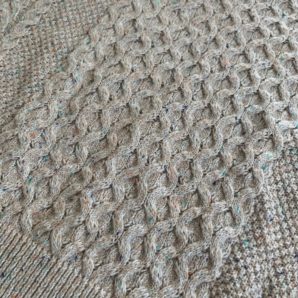 Women’s Mossimo Crop Knitted Sweatshirt - Picture 4 of 5